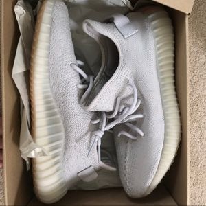 Yeezy boost 350, taking off market end of 10/6/19